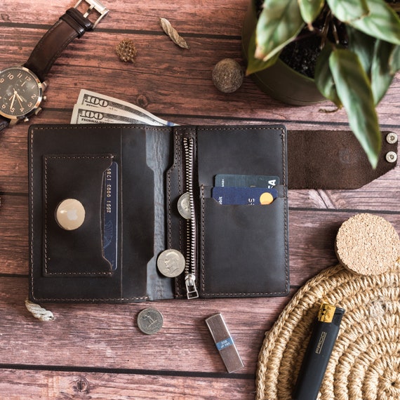 Leather AirTag Travel Wallet
