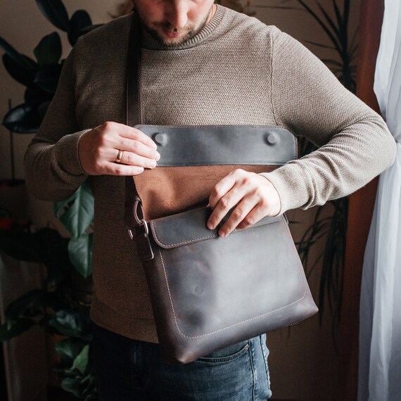 Engraved leather cheap messenger bags