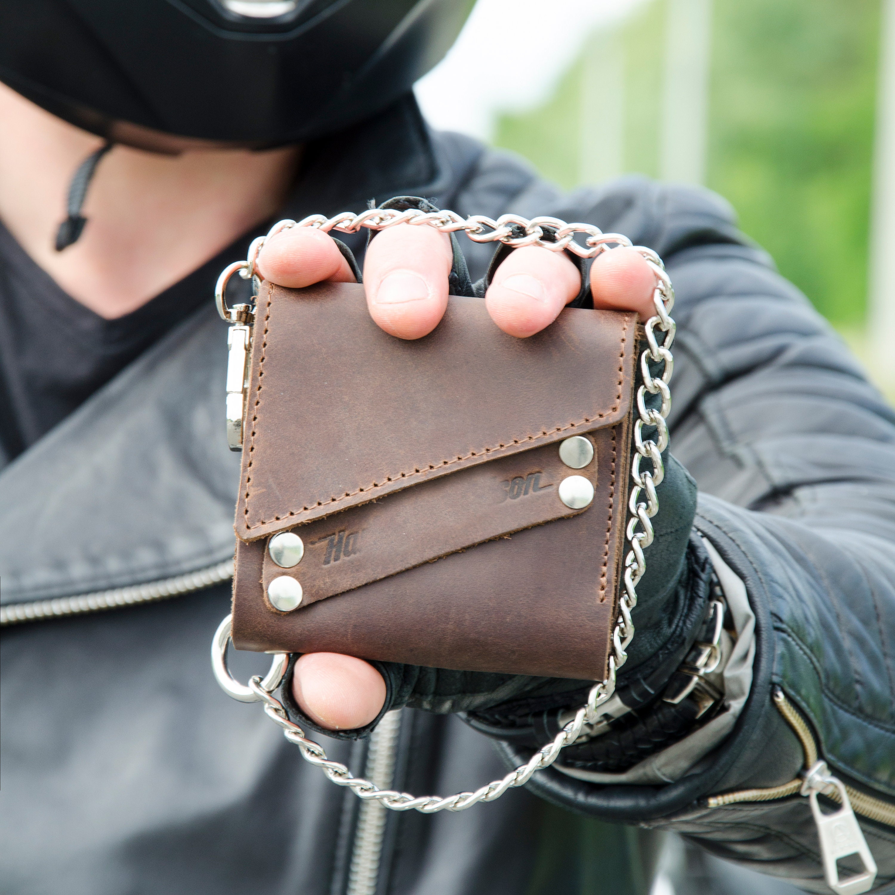 Biker Wallet Leather Chain in Brown