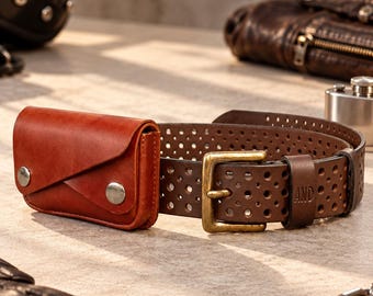 Travel Belt Wallet, Compact Leather Key and Cash Pouch, Hands Free Travel Accessory