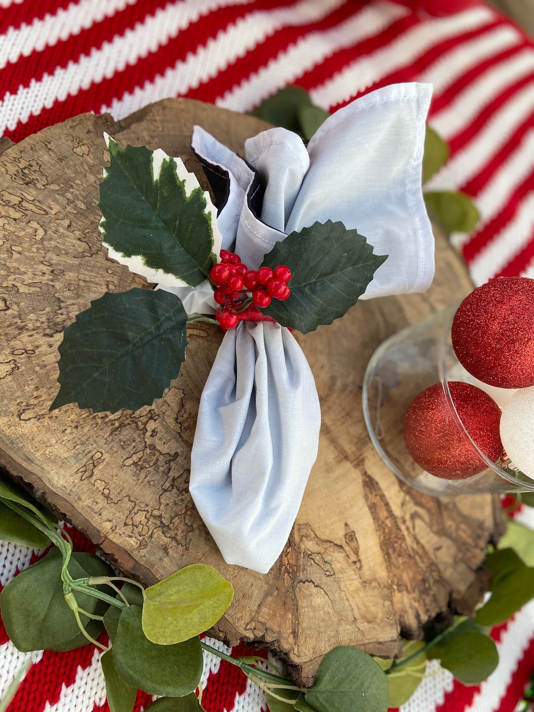 Christmas Napkin Ring Set With 8 Etsy