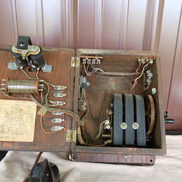 Vintage Antique Oak Wall Telephone