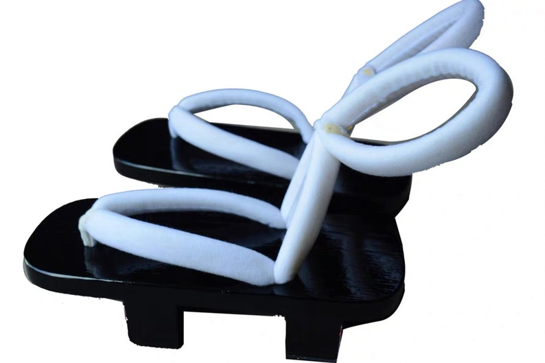 two teeth geta