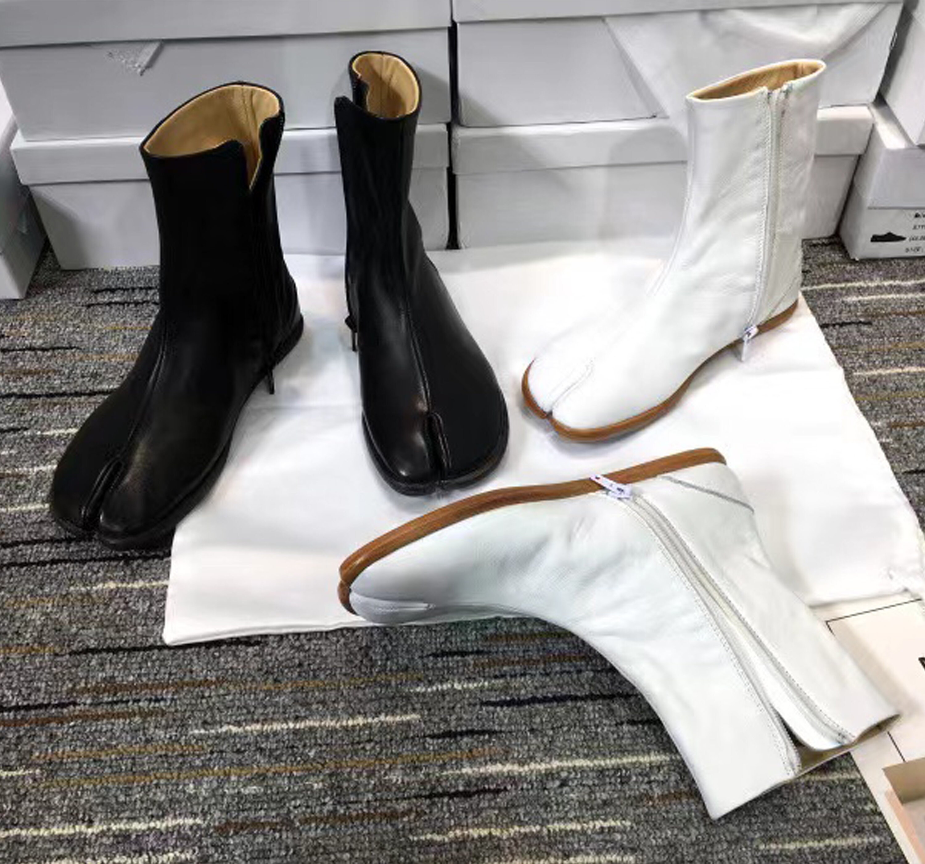 Tabi Split-toe Leather Boots Tabi Split 