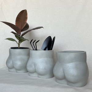 Handcrafted Concrete Butt Vase: Cheeky Home Decor