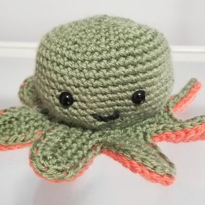 Reversible Octopus Crochet Pattern (Pattern Only, Actual Product Not Included)