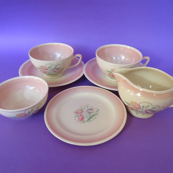 Susie Cooper Dresden Spray in pink, creamer, sugar bowl, cups, saucers and small plate, collectible Susie Cooper, Susie Cooper lithograph