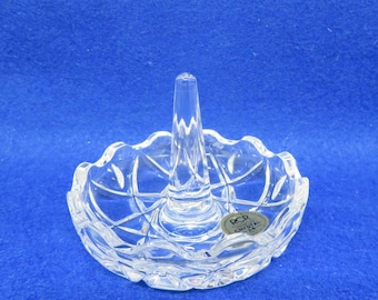 Vintage italienischer Royal Crystal Rock Bleikristall Ringhalter, geschliffener Glasringhalter, italienischer Kristall, Tischdekor, Kristallschmuckhalter