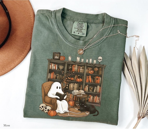 Retro Ghost Reading Shirt: Halloween Librarian Comfort Colors Tee