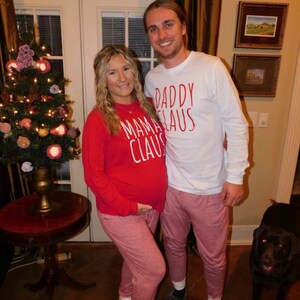 Mama Claus Sweatshirt, Daddy Claus Shirt, Family Claus Sweatshirt, Matching Family Christmas Sweatshirt, Mom Christmas Sweatshirts,Funny Tee bild 3