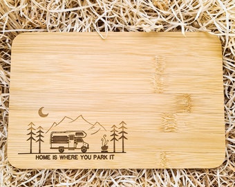 Planche à découper personnalisée pour les campeurs, accessoires de camping, planche à collations avec nom, cadeaux pour grands-parents, planche de grand-père, cadeau pour hommes