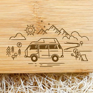 Frühstücksbrettchen Camper, Brotzeitbrett Camping, personalisierte Geschenke, Campingzubehör, Vanlife Deko, Geschenk für Ihn, Männergeschenk Bild 2