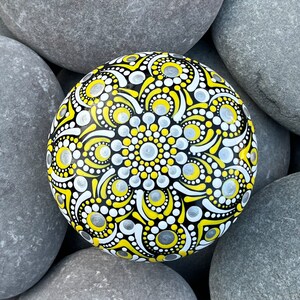 Medium Medium  Hand Painted Mandala Stone - Meditation Stone - Hand Made -  - Painted Stones - Decorative -  Home - Gifts - Dot Art - 100mm