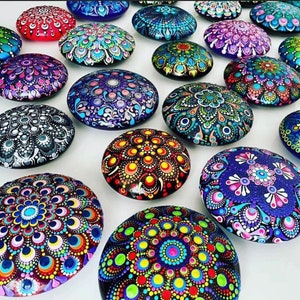 Pietra mandala dipinta a mano personalizzata - Pietra da meditazione - Fatto a mano - Unico - Pietre dipinte - Decorativo - Casa - Regalo - Dot Art - One Off