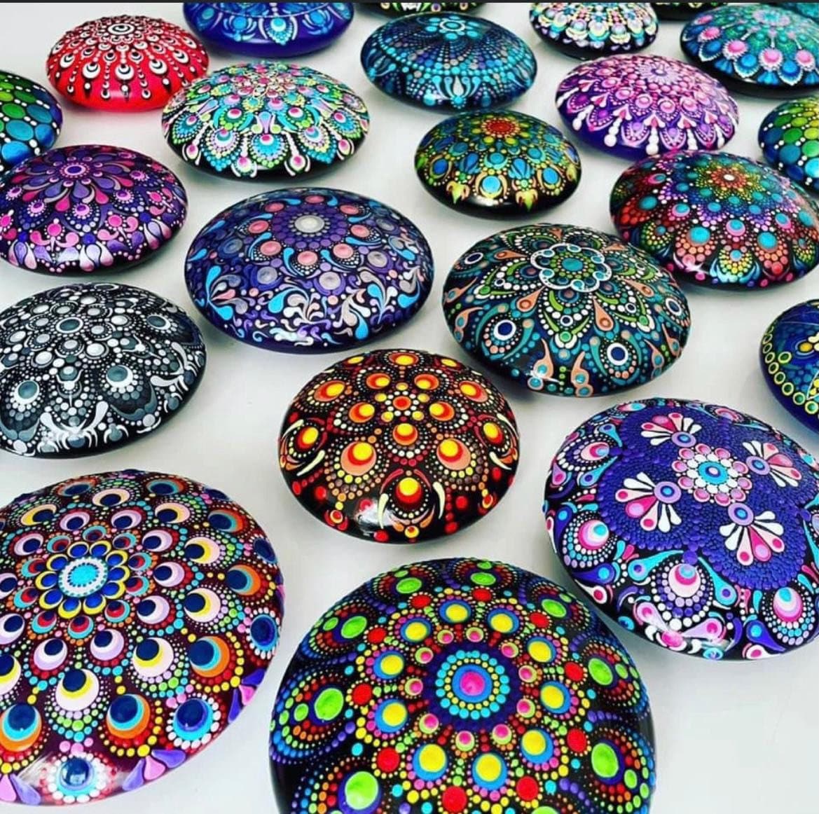 Mandala Dot Art Kit Paint Your Own Garden Rocks, Flower Pots, and Home  Decor 