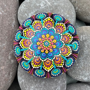 Medium Hand Painted Mandala Stone - Meditation Stone - Hand Made -  - Painted Stones - Decorative -  Home - Gifts - Dot Art - 100mm