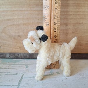 Vintage 1940s 2.75" Wool Chenille Pipecleaner Terrier Dog Germany Austria immagine 2