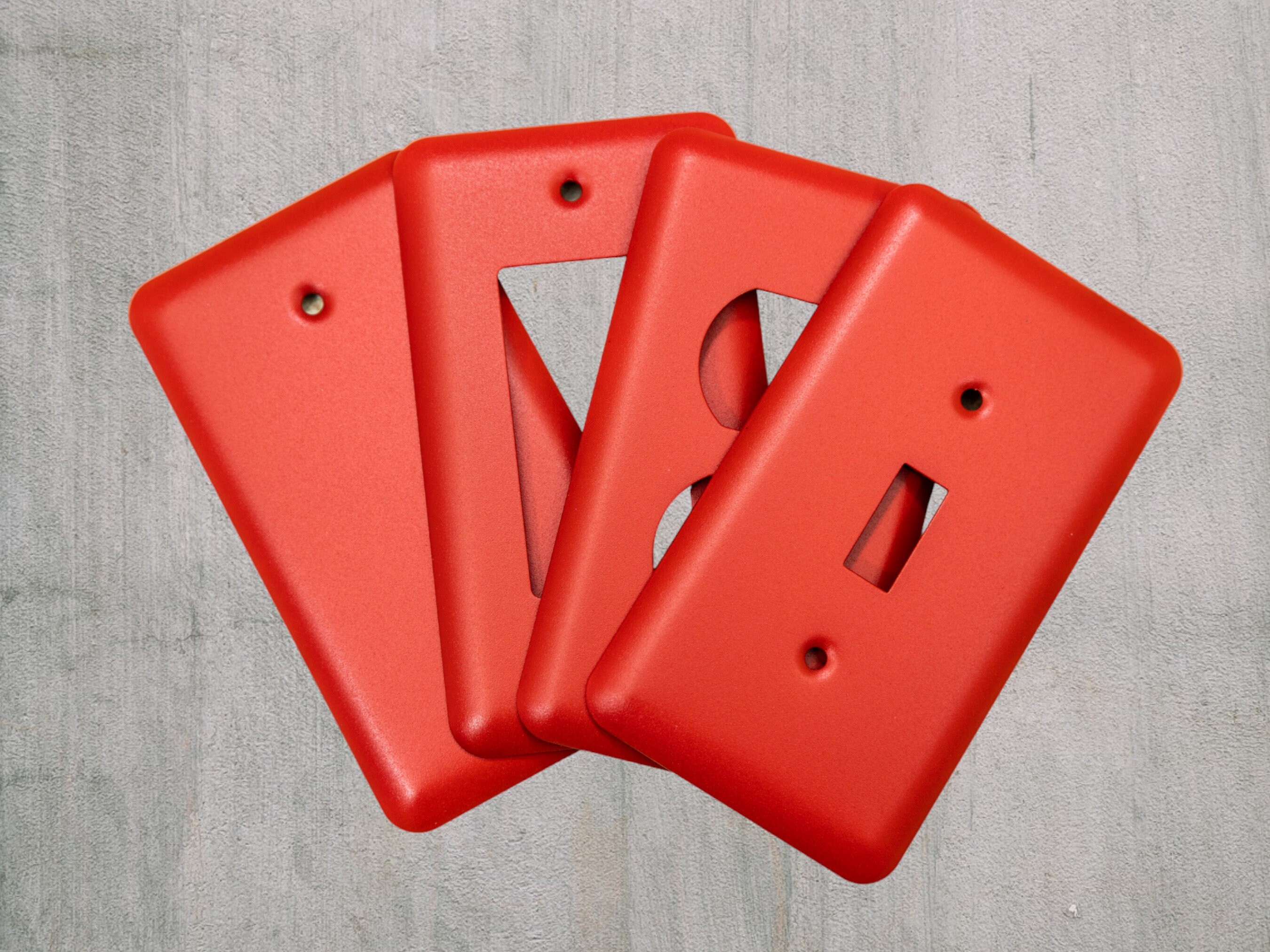 Super Big 6.38'' Jumbo 1.4'' Round Outlet Cover - Light Almond