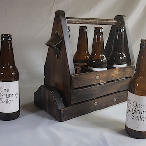 Wooden Beer Caddy | Handcrafted | Rustic Craft Beer Tote | Sustainable Drink Carrier | Ideal Gift for Craft Beer Lovers