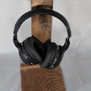 Rack per cuffie / Rovere massiccio realizzato a mano / Supporto per cuffie da gioco / Supporto per audiofili / Rack audio