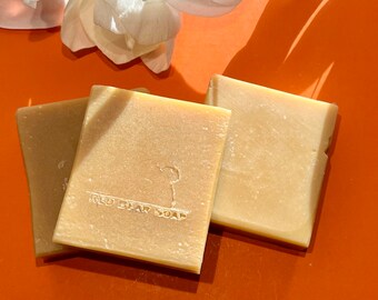 Neem Oil Luxury moisturizing soap -  Cold Processed - Cruelty Free