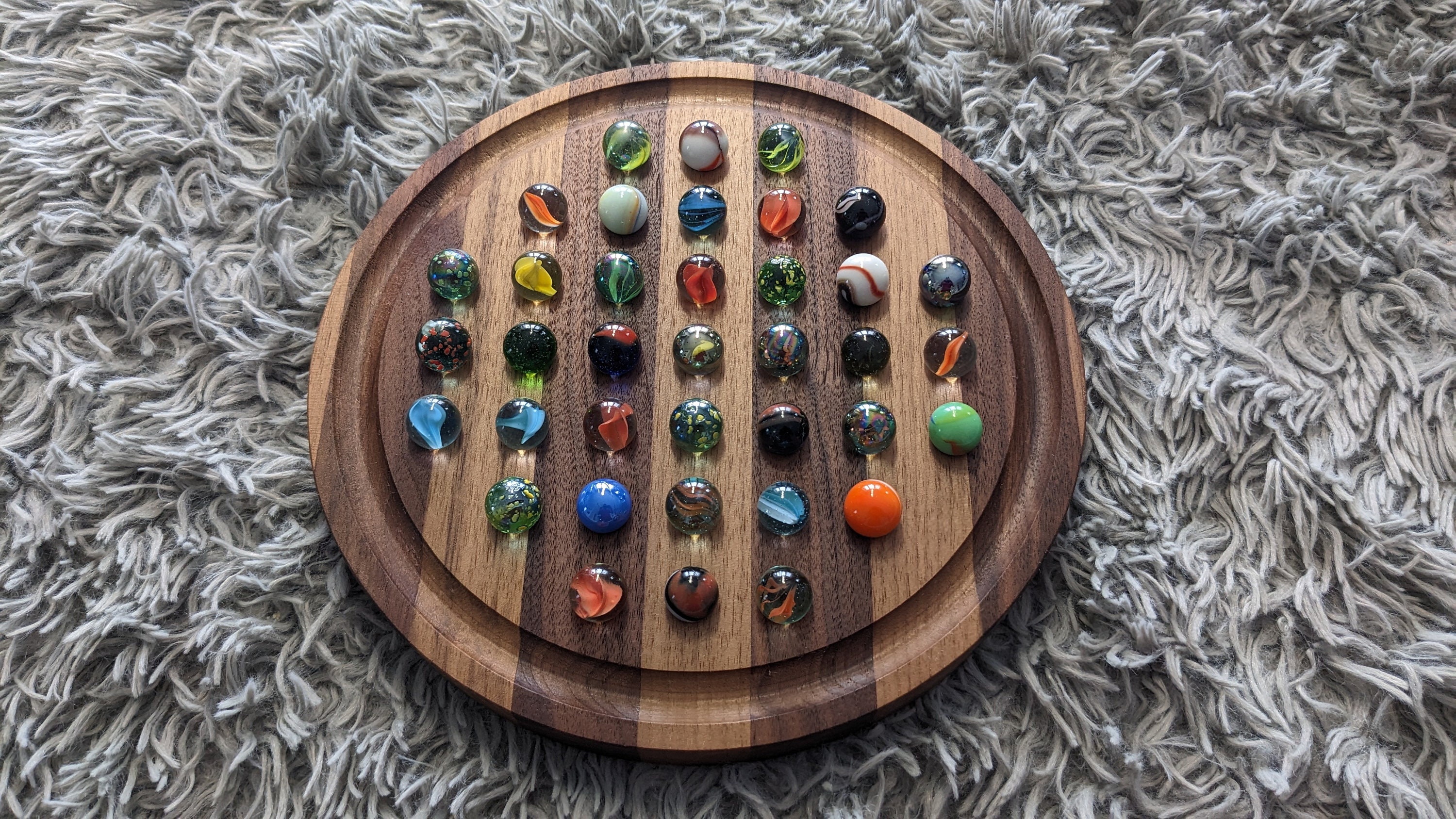  Medikaison Large Solitaire Game Handmade Solid Wooden Marble  Board Game Set with 36 Natural Marble Marbles Classic Thick Round Board  Games for Adults Game Night (Walnut, Medium) : Toys & Games