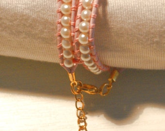 Bracelet, wrap bracelet 2 fold beautiful delicate pink cream, genuine leather. Einzelstück!