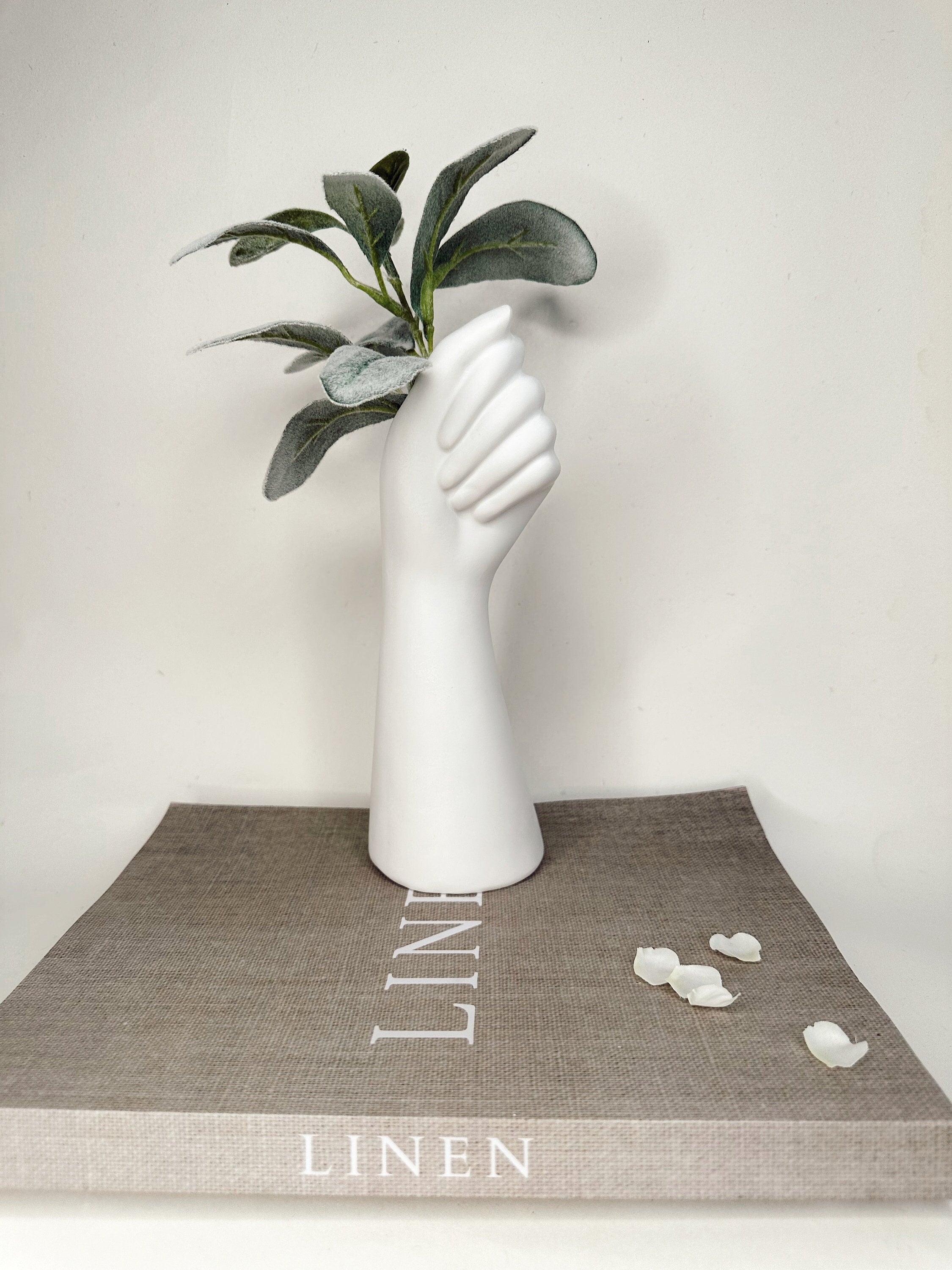 Hand shaped vase - Etsy 日本