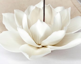 Ceramic Floral Incense Holder | Cream Flower Ornament