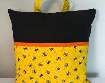 Pocket Reading Pillow – Yellow Bees
