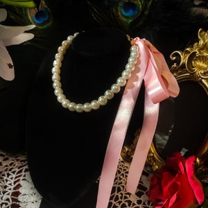 Pearl necklace, Beaded necklace in waxed glass beads, inspired by the 18th century &quot;Caroline&quot;