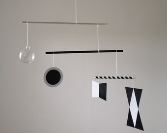 Móvil Munari, móvil Montessori, móvil para bebés, móvil en blanco y negro, móvil de contraste