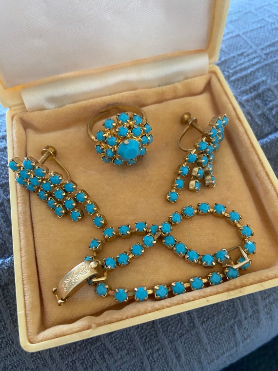 Beautiful Vintage Jewellery Set Faux Turquoise Ring Bracelet Etsy