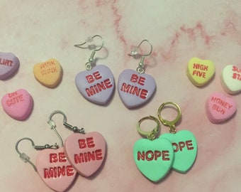Pendientes de corazón conversacional para San Valentín