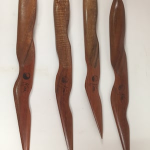 Abrecartas: Abrecartas de madera de koa hecho a mano de Maui, Hawái
