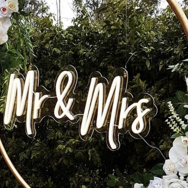 Mr and Mrs Neon Sign