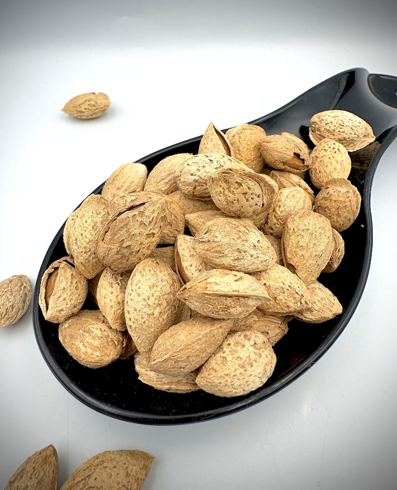Almonds Shelled Unroasted Unsalted Superior Quality Nuts&Superfoods image 1