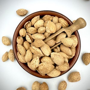 Almonds Shelled Unroasted Unsalted Superior Quality Nuts&Superfoods image 4