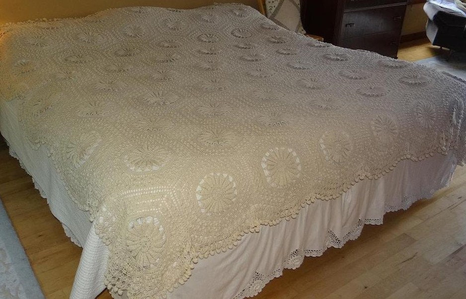 Beautiful Vintage Crochet Bedspread King Size 100 Cotton Etsy