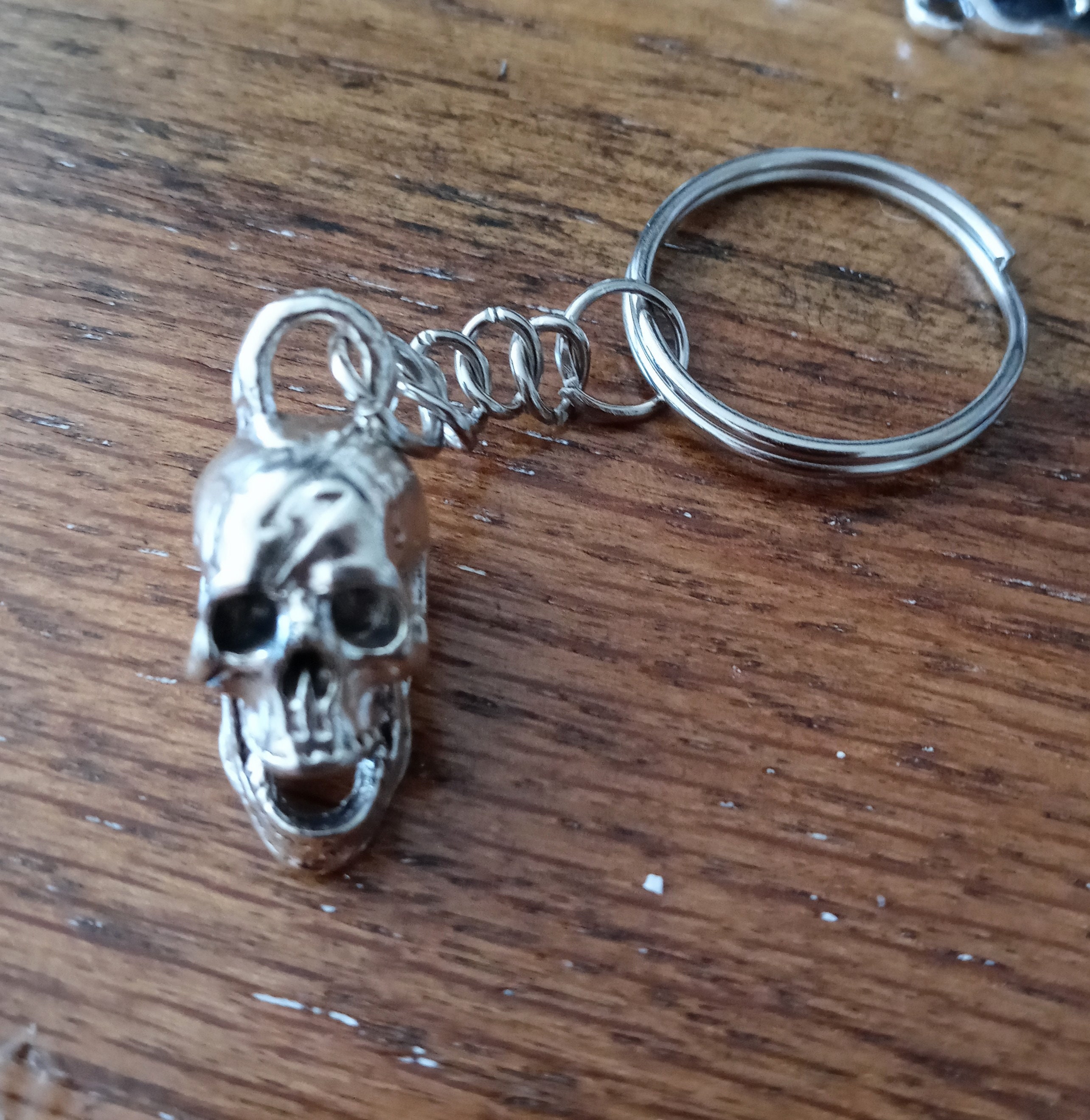 3d Silver Skull Keychain - Etsy