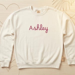 Villa Bombshell de Island Love / Sudadera con cuello redondo y nombre personalizado, top informal con monograma imagen 3