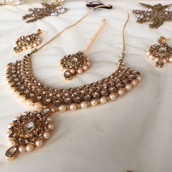 Kundan Indian Jewelry Necklace Set / Bridal / Partywear / Indian Jewellery / Tikka / Polki Set / Pakistani Jewelry / Pakistani Jewellery Set