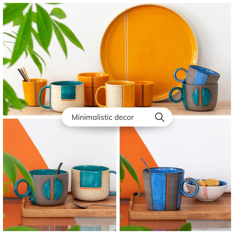 K&ouml;nnte beinhalten: Ein Set aus Keramikbechern mit geometrischen Mustern in Blaut&ouml;nen, Gr&uuml;n und Orange. Die Becher sind auf einer Holzoberfl&auml;che mit einem gro&szlig;en orangen Teller im Hintergrund angeordnet. Der Text "Minimalistic decor" ist in einer Suchleiste sichtbar.