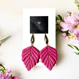 Textured Leaf Polymer Clay Earrings – Handmade Dangle Earrings with 18k Gold Plated Hooks – Lightweight Statement Jewelry – Hypoallergenic