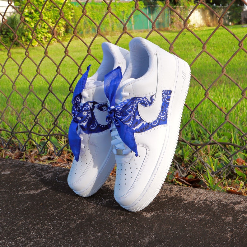 bandana on air force 1