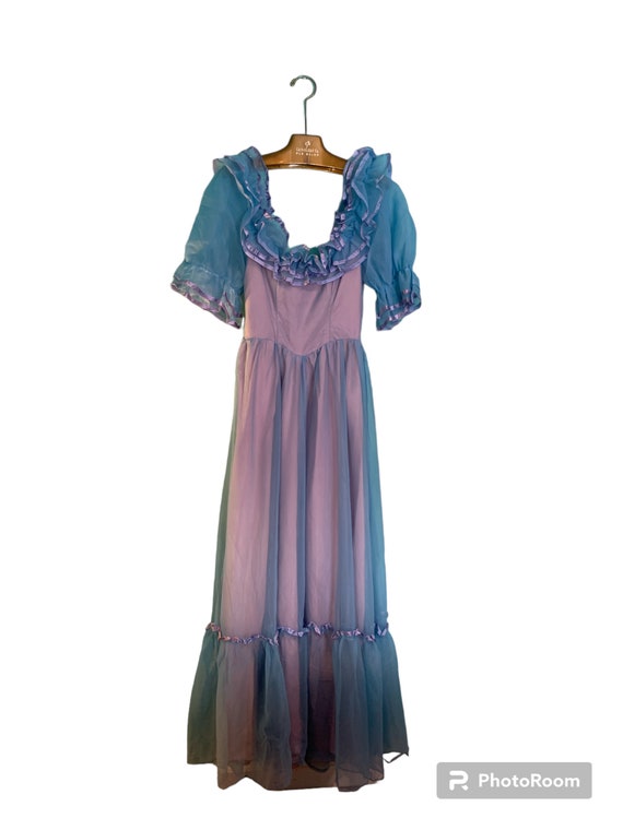 Vintage 50s/60s Blue Lavender Ice Princess Puffy … - image 3