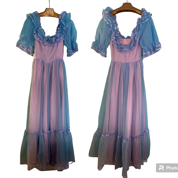 Vintage 50s/60s Blue Lavender Ice Princess Puffy … - image 1