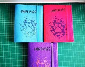 Individual dog vaccination passport sleeve