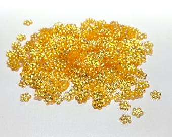 5mm Crystal Iris Buttercup  Flower Sequins