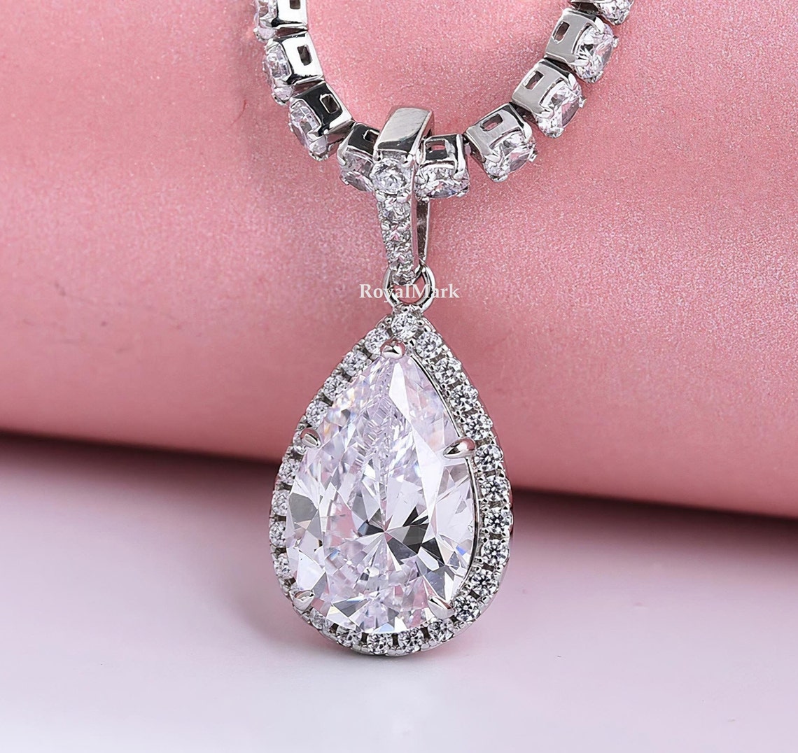 3.60CTW Moissanite Pear Pendant Necklace for Women / Pear Etsy UK
